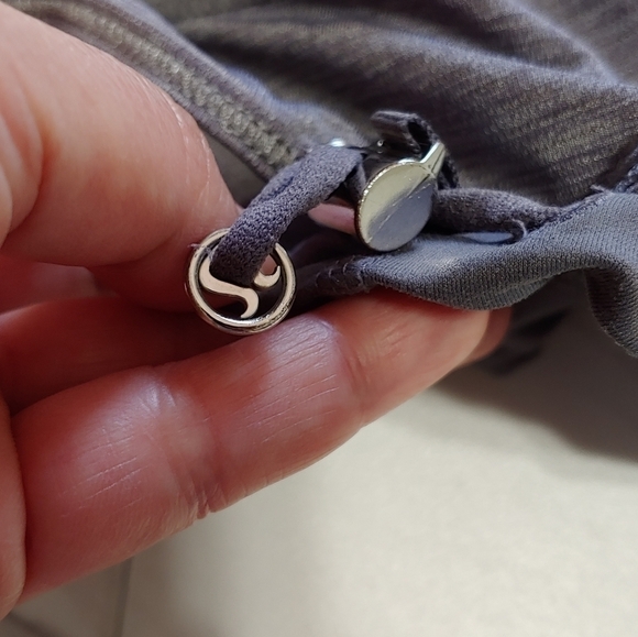 Lululemon run silver bullet top - Picture 9 of 11